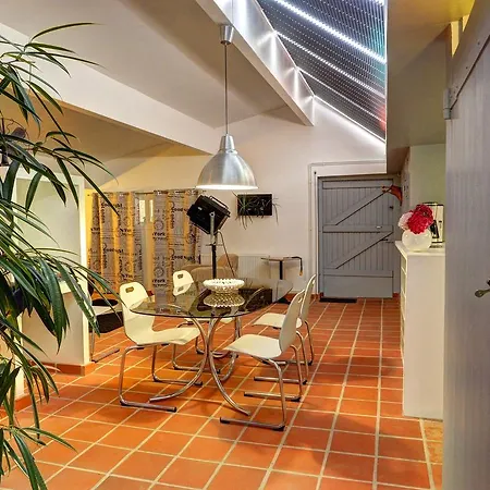 La Maynade * Loubens-Lauragais